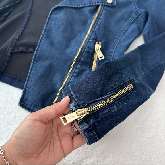 GUESS Los Angeles Slim Fit Denim Biker Jacket in Sky Wash Size Small - Picture 10 of 12